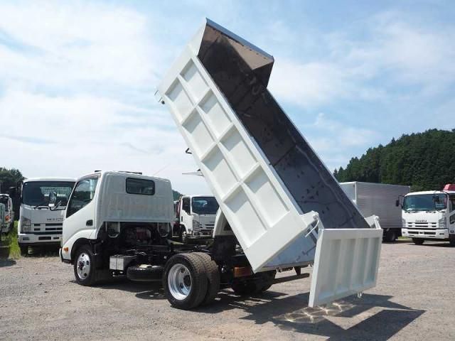 HINO DUTRO 2012 Image 31