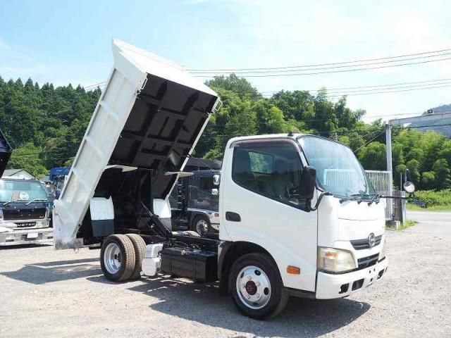 HINO DUTRO 2012 Image 31