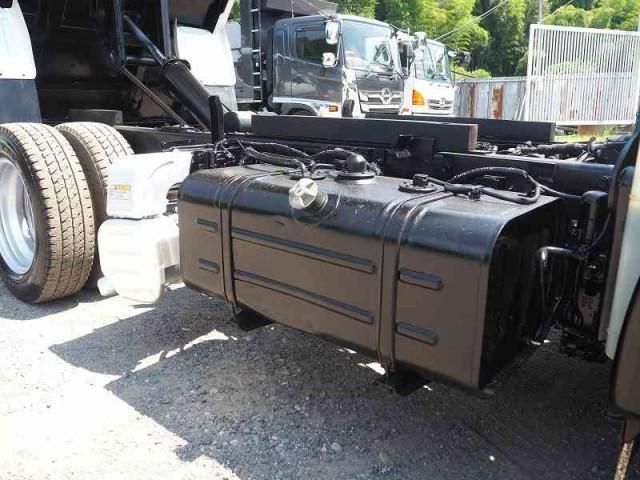 HINO DUTRO 2012 Image 31