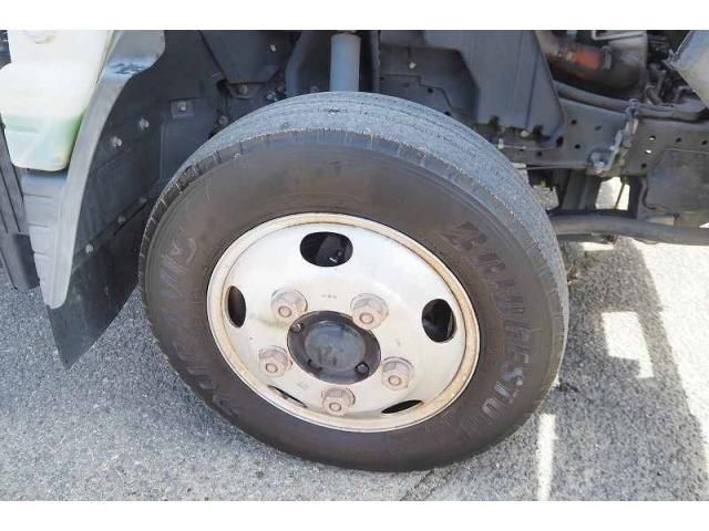 MITSUBISHI CANTER 2012 Image 31