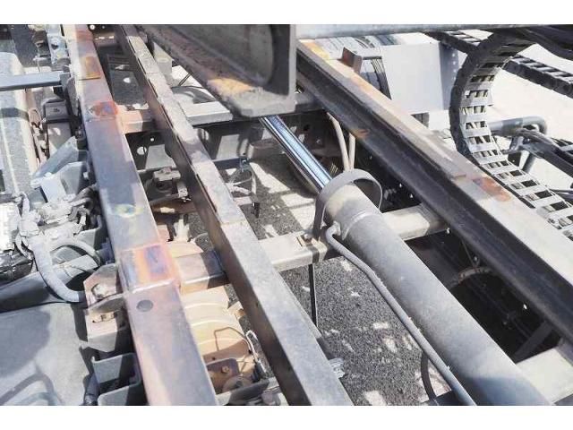 MITSUBISHI CANTER 2012 Image 31