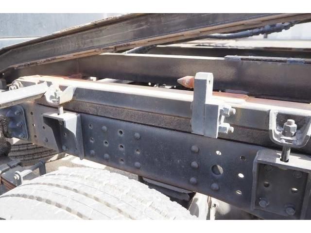 MITSUBISHI CANTER 2012 Image 31