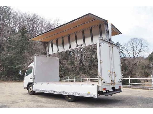 MITSUBISHI CANTER 2015 Image 31