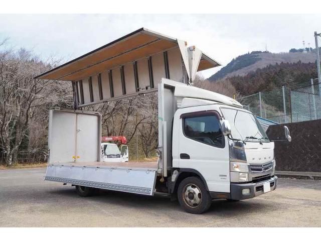 MITSUBISHI CANTER 2015 Image 31