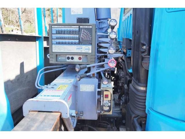 MITSUBISHI FUSOU FIGHTER 2006 Image 31