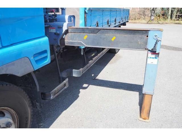 MITSUBISHI FUSOU FIGHTER 2006 Image 31