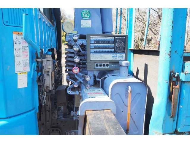 MITSUBISHI FUSOU FIGHTER 2006 Image 31