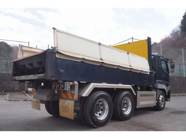 MITSUBISHI FUSOU SUPER GREAT 2015 Image 31