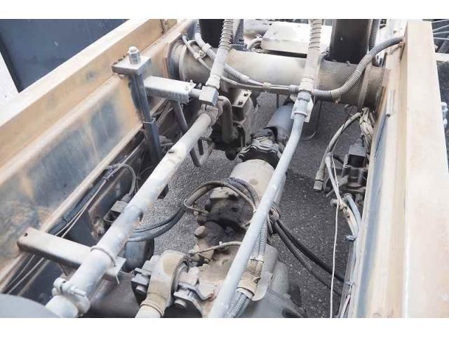 MITSUBISHI FUSOU SUPER GREAT 2015 Image 31