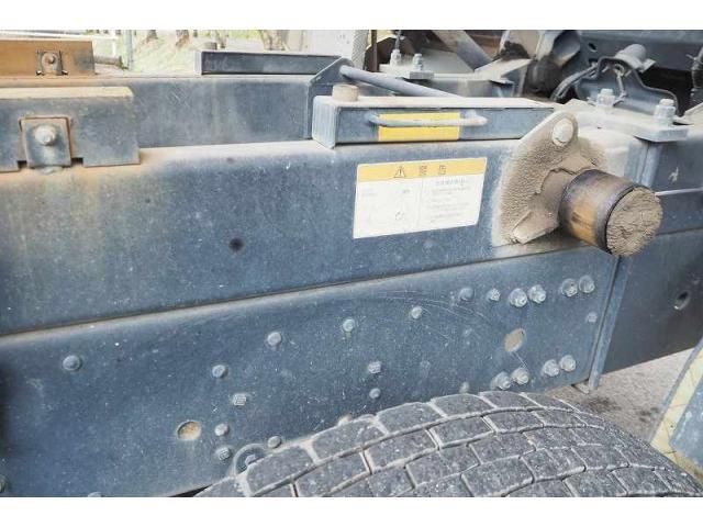 MITSUBISHI FUSOU SUPER GREAT 2015 Image 31