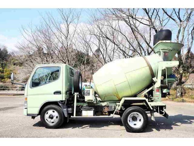 MITSUBISHI CANTER 2004 Image 31
