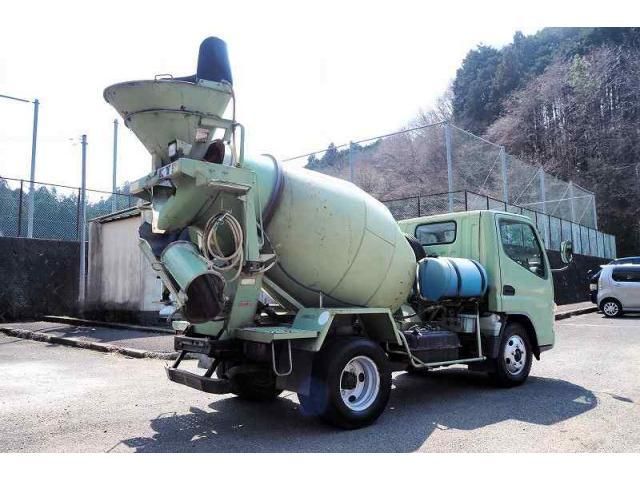 MITSUBISHI CANTER 2004 Image 31