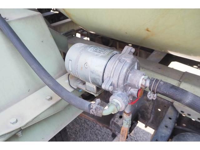 MITSUBISHI CANTER 2004 Image 31