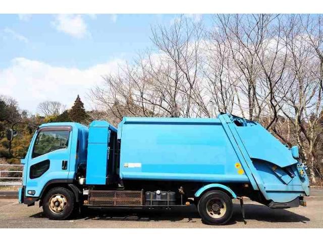 ISUZU FORWARD 2013 Image 31