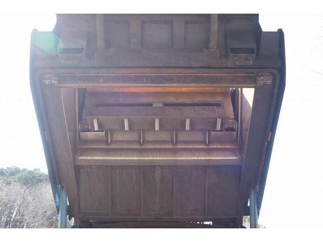 ISUZU FORWARD 2013 Image 31