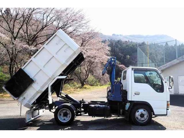 ISUZU ELF 2004 Image 31