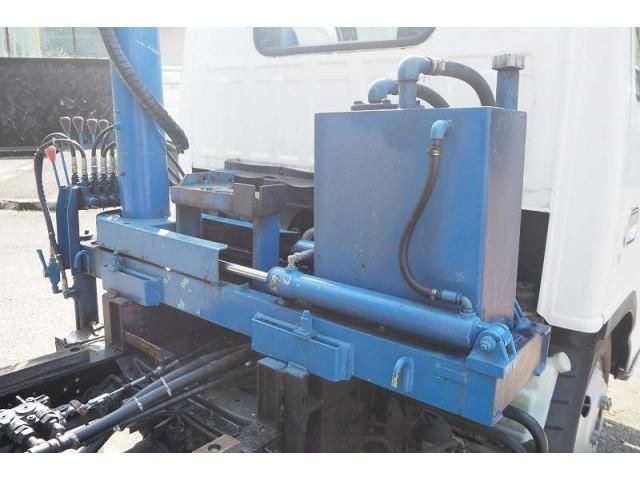 ISUZU ELF 2004 Image 31