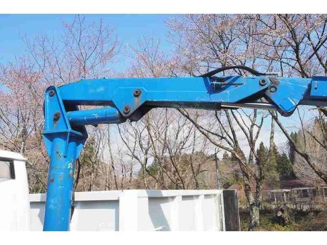 ISUZU ELF 2004 Image 31