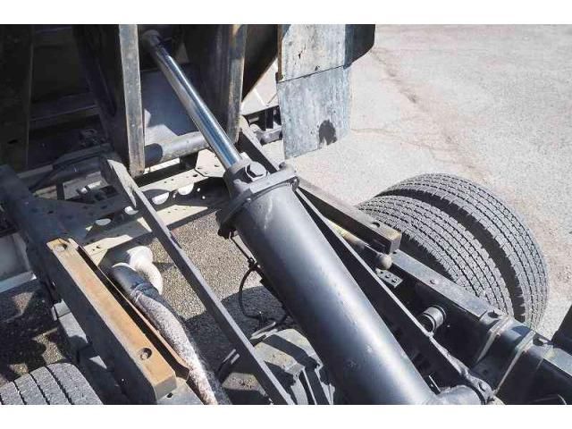 ISUZU ELF 2004 Image 31