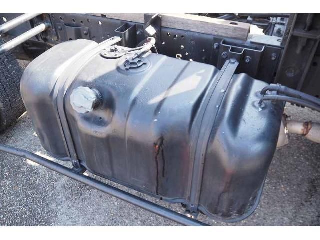 ISUZU ELF 2004 Image 31