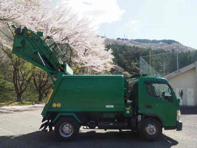 MITSUBISHI CANTER 2012 Image 31