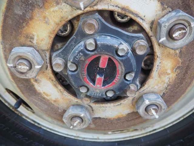 ISUZU ELF 2011 Image 31