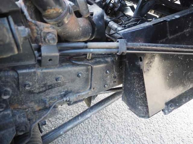 ISUZU ELF 2011 Image 31