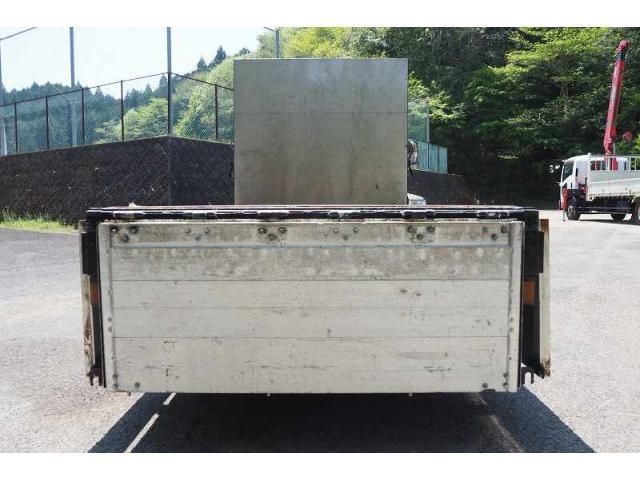 MITSUBISHI CANTER 2004 Image 31