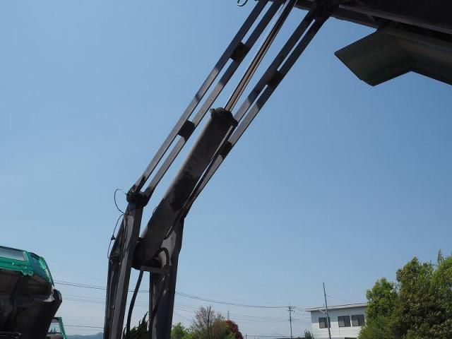 NISSAN DIESEL QUON 2010 Image 31