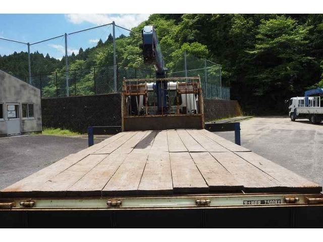 MITSUBISHI FUSOU FIGHTER 2013 Image 31