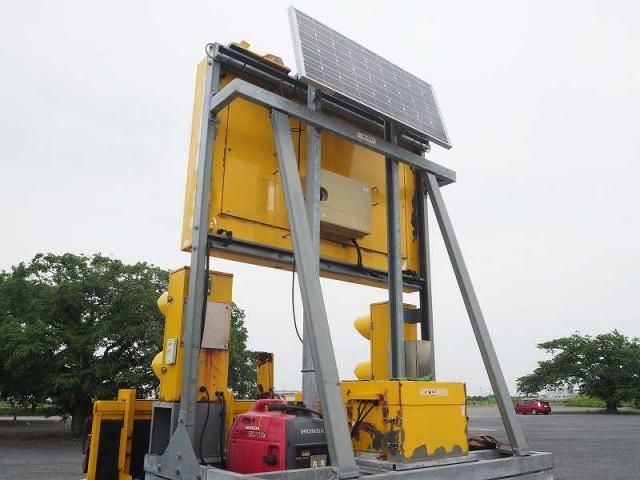 ISUZU ELF 2013 Image 31