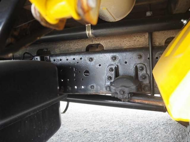 ISUZU ELF 2013 Image 31