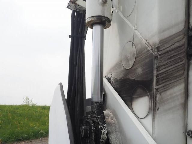 HINO DUTRO 2007 Image 31