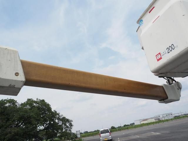 HINO DUTRO 2007 Image 31