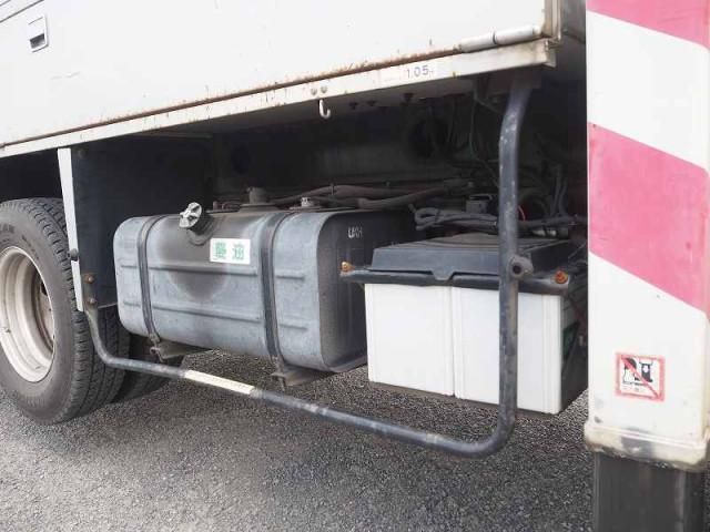 HINO DUTRO 2007 Image 31