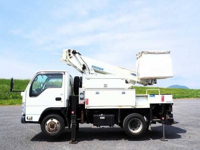 ISUZU ELF 2015 Image 31