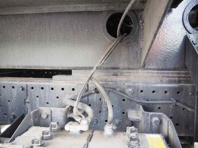 ISUZU ELF 2015 Image 31