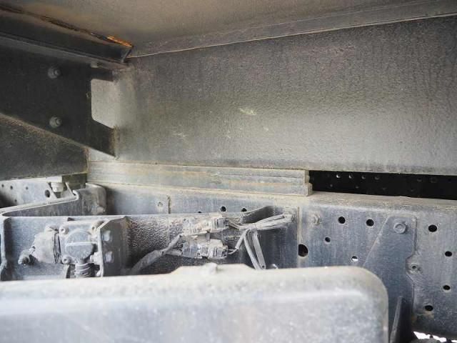 ISUZU ELF 2015 Image 31