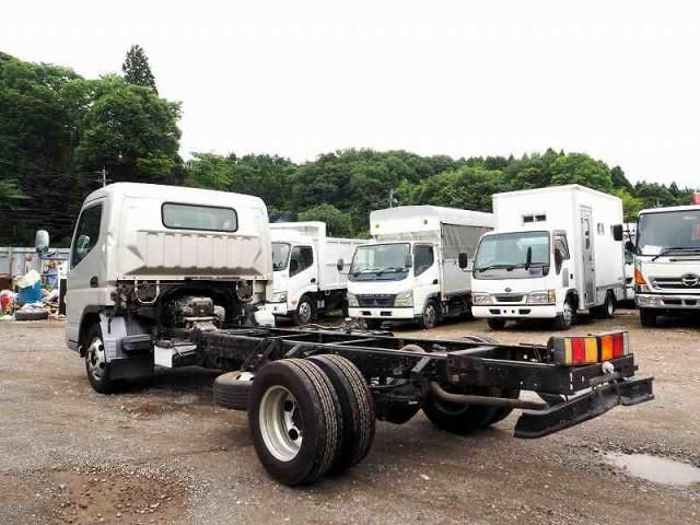 MITSUBISHI CANTER 2003 Image 31