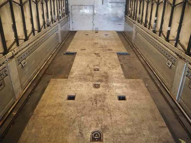 HINO PROFIA 2012 Image 31