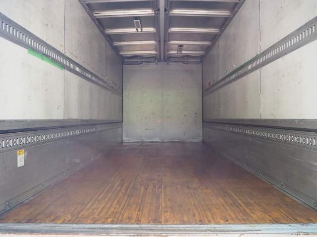 MITSUBISHI FUSOU FIGHTER 2013 Image 31