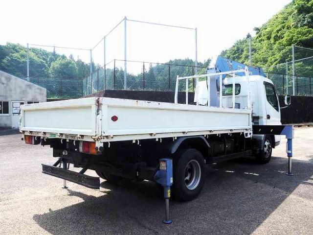 MITSUBISHI CANTER 2004 Image 31