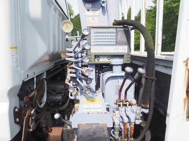 MITSUBISHI CANTER 2004 Image 31