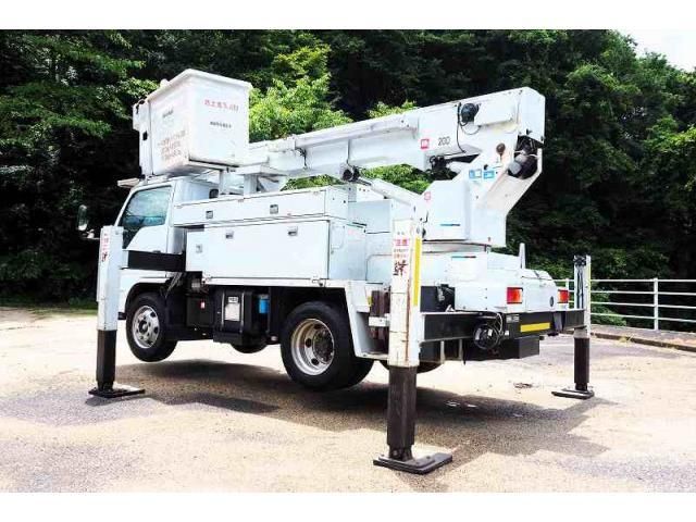 ISUZU ELF 2012 Image 31