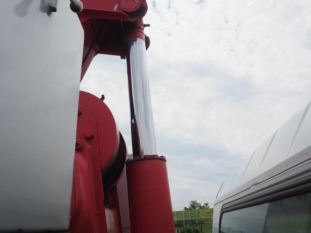 MITSUBISHI CANTER 2012 Image 31