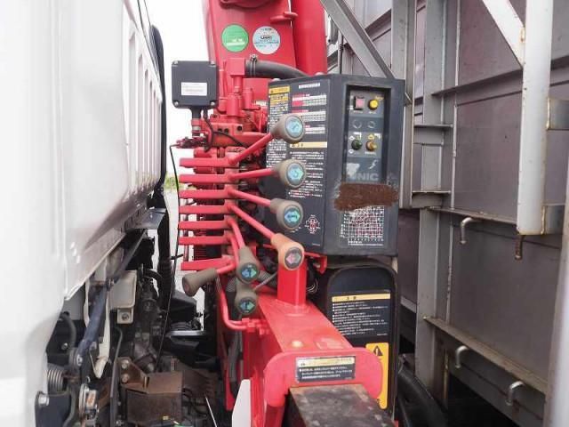 MITSUBISHI CANTER 2012 Image 31