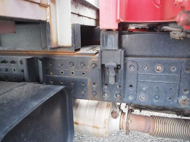 MITSUBISHI CANTER 2012 Image 31