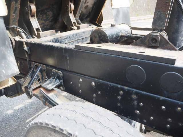 ISUZU FORWARD 2012 Image 31