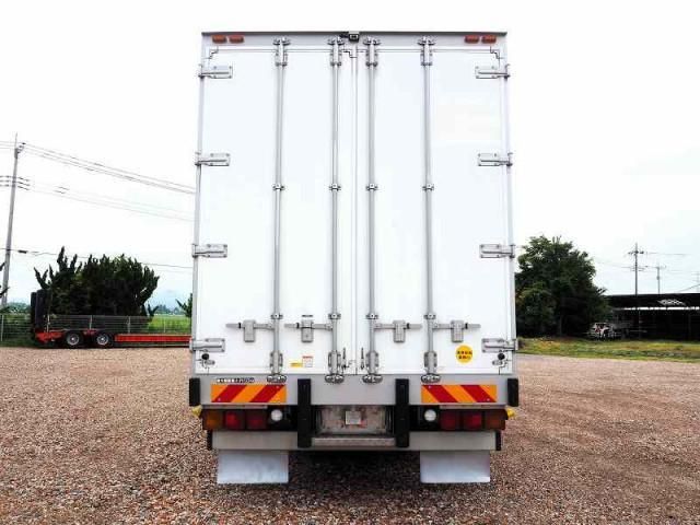 MITSUBISHI FUSOU SUPER GREAT 2018 Image 31