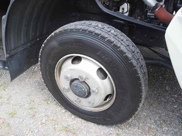 MITSUBISHI FUSOU FIGHTER 2011 Image 31